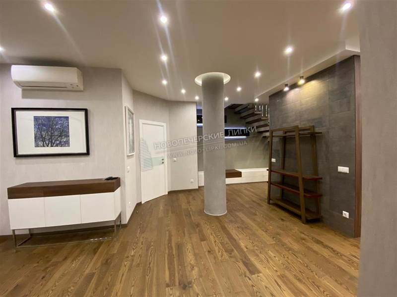 5-х_комнатная-драгомирова_16-19127